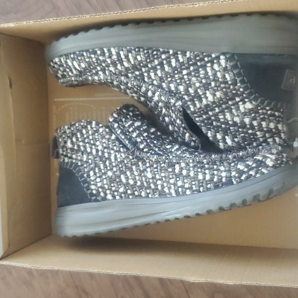 HEY DUDE DENNY CHEVRON BLUE ANKLE BOOTS - Picture 2 of 8